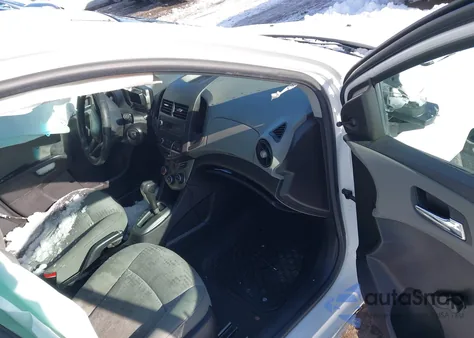 2012 Chevrolet Sonic 2Ls z USA, uszkodzony, nr VIN 1G1JA6SHXC4197465